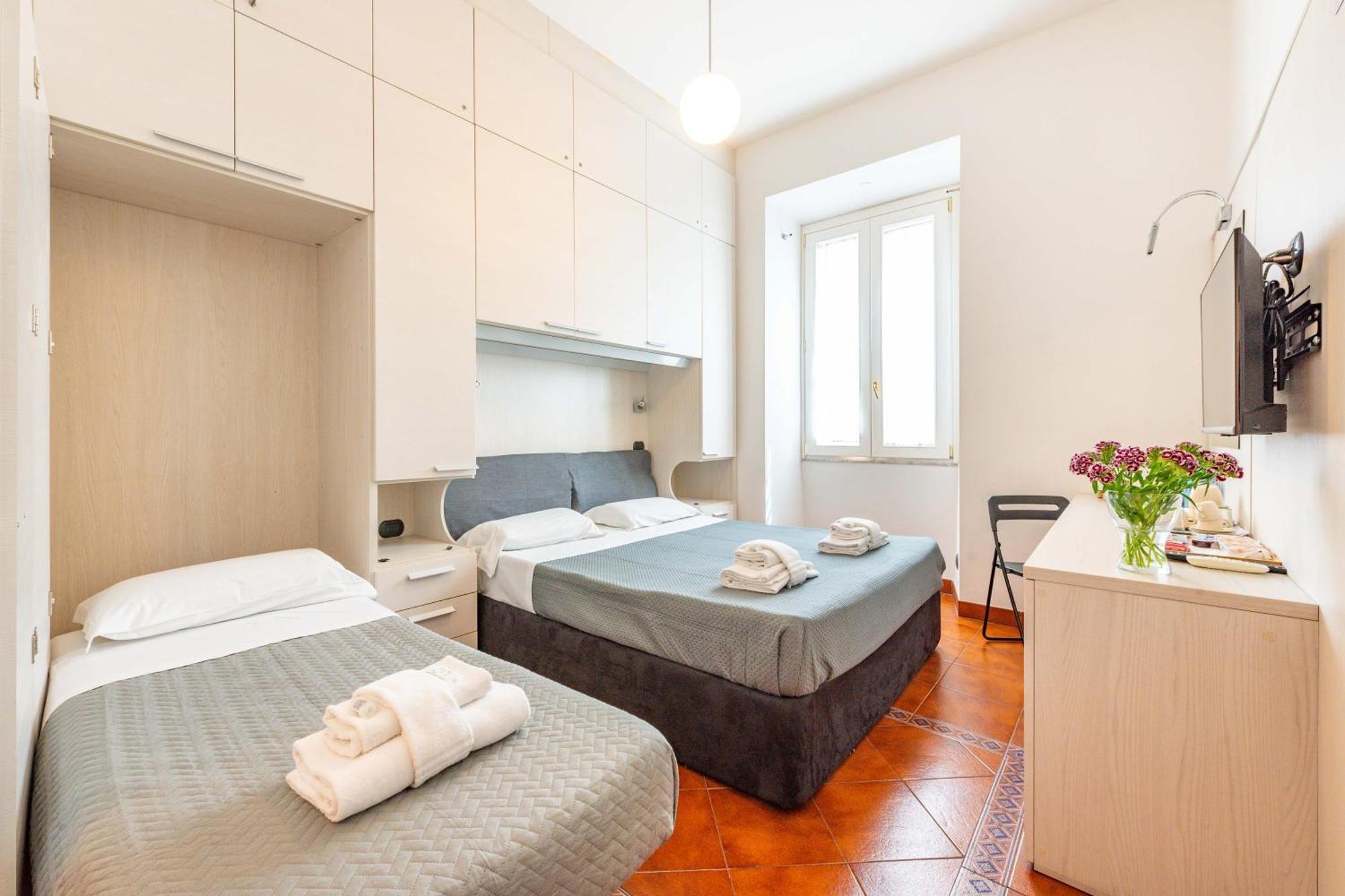 Pensión Andenis Tiber House Roma
